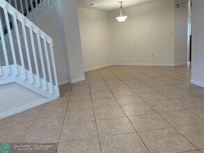 3035 SW 129th Way in Miramar, FL - Building Photo - Building Photo
