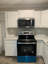 2218 Concord St in Durham, NC - Foto de edificio - Building Photo