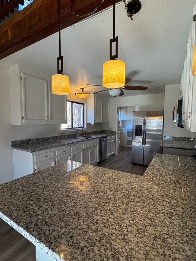 23172 Cypress Point Ct in Auburn, CA - Building Photo - Building Photo