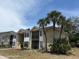 3555 Sable Palm Ln in Titusville, FL - Building Photo