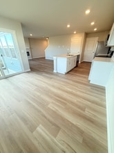 7809 N 169th St in Bennington, NE - Foto de edificio - Building Photo