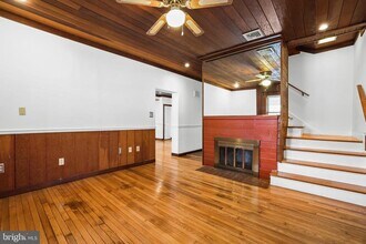 2206 S Fern St in Arlington, VA - Building Photo - Building Photo