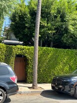 1318 N McCadden Pl, Unit 1318 1/2 in Los Angeles, CA - Building Photo