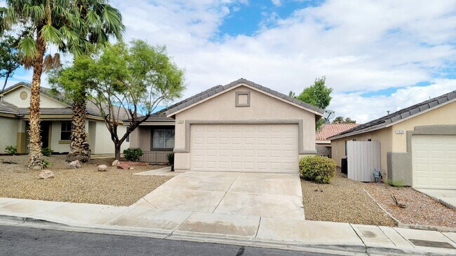 7924 Odysseus Ave in Las Vegas, NV - Building Photo - Building Photo