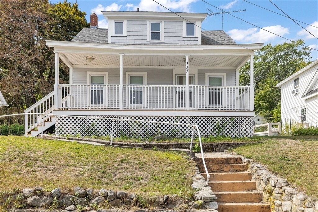 117 Gorham St in Chelmsford, MA - Building Photo