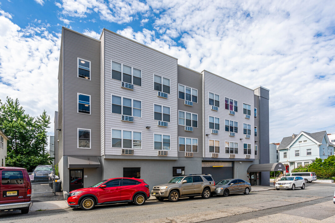 144-150 Fair St in Paterson, NJ - Building Photo