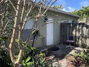 1108 NE 3rd St-Unit -C in Fort Lauderdale, FL - Building Photo - Building Photo