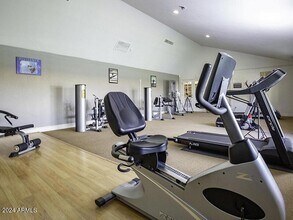 1651 S Dobson Rd in Mesa, AZ - Building Photo - Building Photo