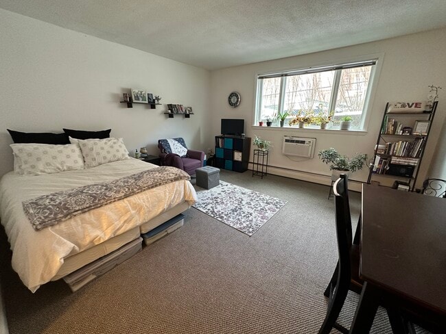 33 Evergreen St photo'