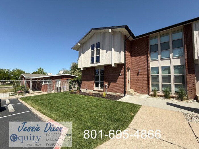 243 Mill St in Bountiful, UT - Building Photo