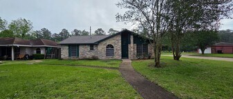 11122 Thackery Ln in Houston, TX - Building Photo