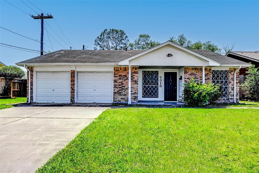 5318 Botany Ln in Houston, TX - Building Photo