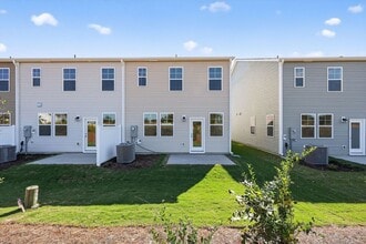 88 Blossom Fld Wy in Angier, NC - Building Photo - Building Photo