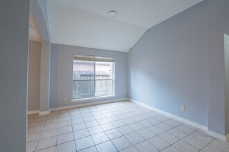 1126 Noble Glen Dr in Fresno, TX - Building Photo - Building Photo