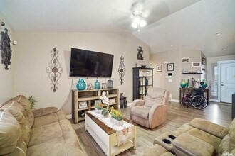 1182 1010 W in Tooele, UT - Building Photo - Building Photo