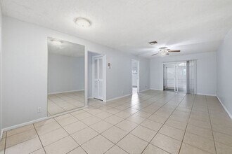 410 W Palm St in Lantana, FL - Foto de edificio - Building Photo