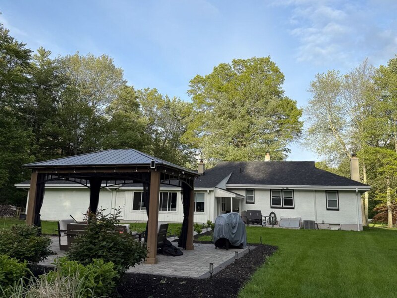 7 Maple Ave in Bloomfield, CT - Building Photo