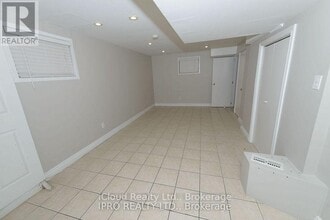 3765-3765 Keenan Crescent in Mississauga, ON - Building Photo - Building Photo
