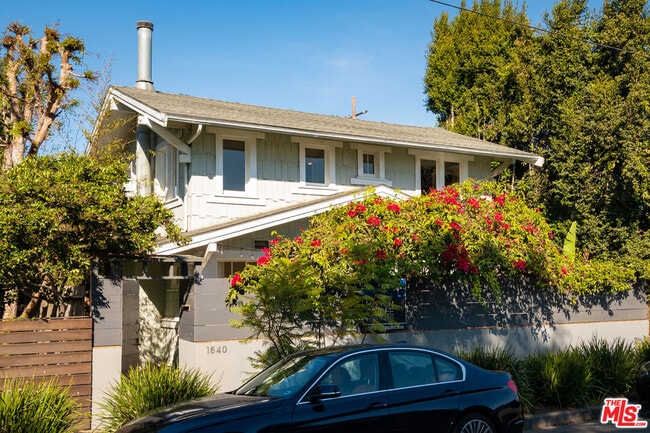 1640 Electric Ave in Los Angeles, CA - Building Photo - Building Photo