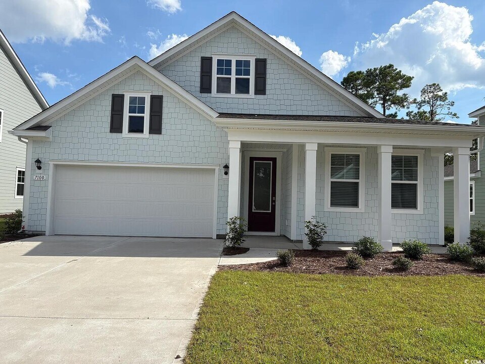 7100 Shooting Star Way in Myrtle Beach, SC - Foto de edificio