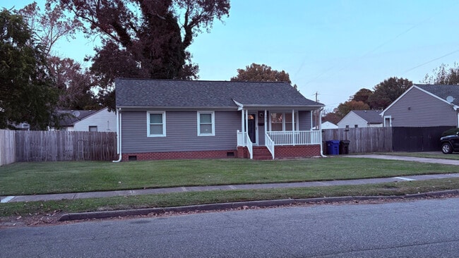 173 Gillis Rd in Portsmouth, VA - Building Photo - Building Photo