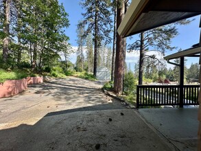 12512 Polaris Dr in Grass Valley, CA - Building Photo - Building Photo