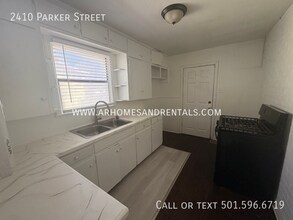 2410 Parker St in North Little Rock, AR - Building Photo - Building Photo