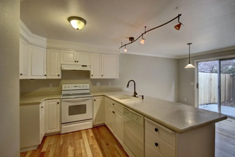 2582 S Falling Brook Ln in Boise, ID - Building Photo - Building Photo