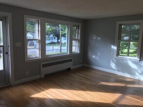 36 College Rd in Burlington, MA - Building Photo - Building Photo