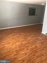 8550 Tolbut St in Philadelphia, PA - Building Photo - Building Photo