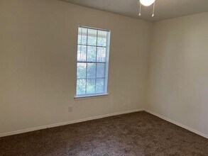 1712 Long Meadow Rd in Mobile, AL - Building Photo - Building Photo