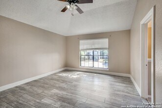 2809 Hidden Grove Ln in Schertz, TX - Building Photo - Building Photo