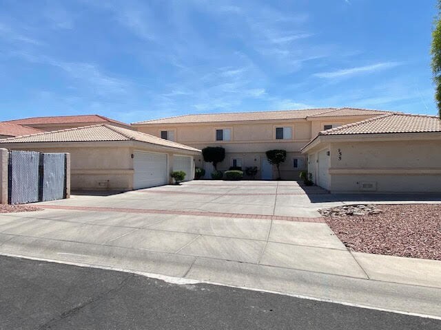 855 Warren Rd in Bullhead City, AZ - Building Photo