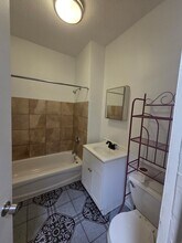 6657 S Minerva Ave, Unit 1142-1W in Chicago, IL - Foto de edificio - Building Photo