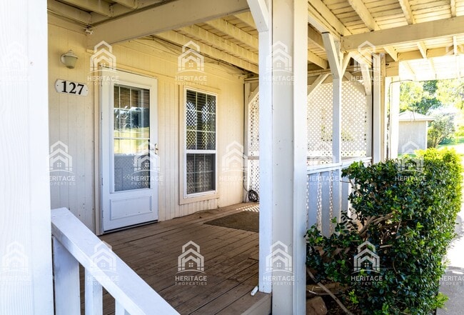 property at 91 Runaway Bay Dr