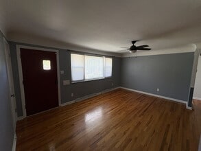 5493 Hyacinth Terrace in Cincinnati, OH - Building Photo - Building Photo