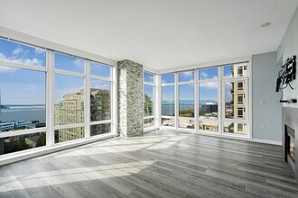 2721 1st Ave in Seattle, WA - Building Photo - Building Photo
