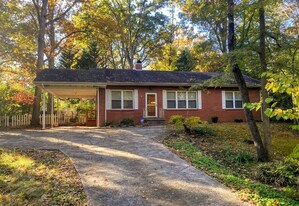 711 Mountain Rd in Asheboro, NC - Building Photo