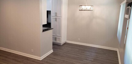 1455 S Wooster St in Los Angeles, CA - Building Photo - Building Photo