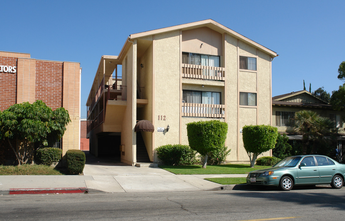 112 S Adams St in Glendale, CA - Building Photo