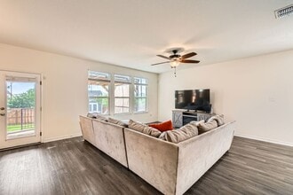 14642 Semele View in San Antonio, TX - Foto de edificio - Building Photo