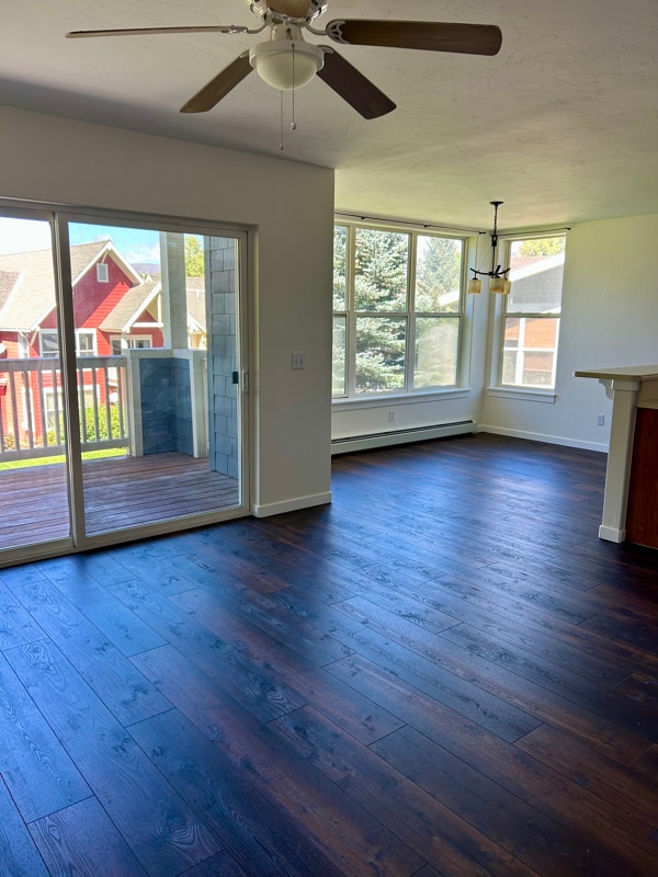350 Founders Ave in Eagle, CO - Foto de edificio - Building Photo
