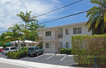 Harbor Beach House Apartments in Fort Lauderdale, FL - Building Photo - Building Photo