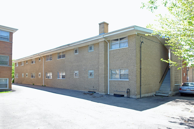 1660 N 1st Ave in Melrose Park, IL - Foto de edificio - Building Photo