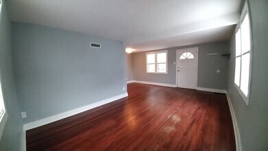 734 Coffman St-Unit -1/2 in Longmont, CO - Building Photo - Building Photo