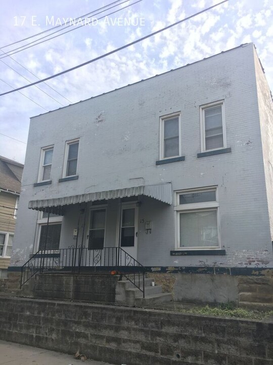 17 E Maynard Ave in Columbus, OH - Building Photo