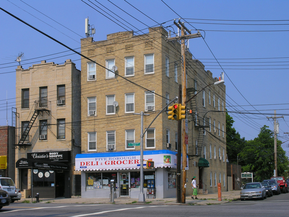 2801 Waterbury Ave in Bronx, NY - Foto de edificio