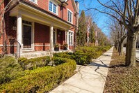 Apartments in the Bloomingdale School District 13 area of IL