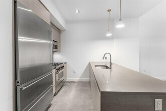 148 1ST St in Jersey City, NJ - Building Photo - Building Photo