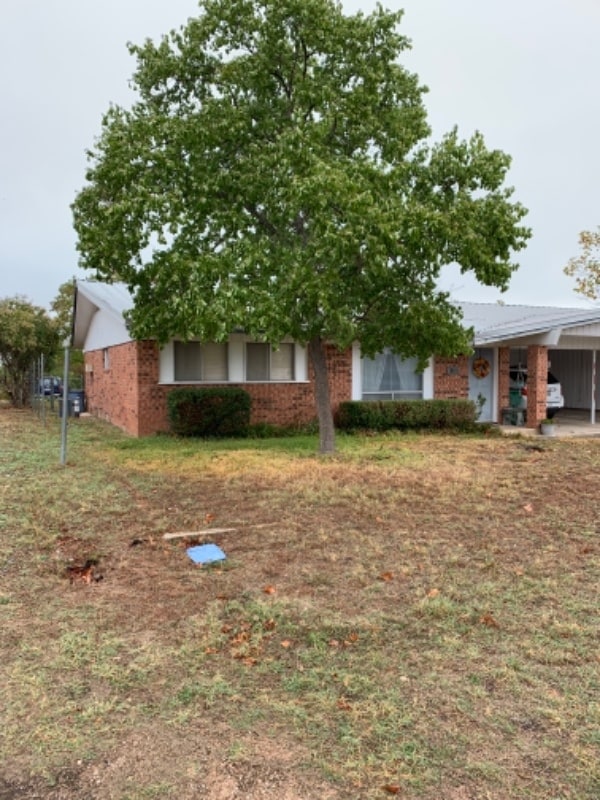 1805 Greenwood Ln in Kingsland, TX - Building Photo - Building Photo